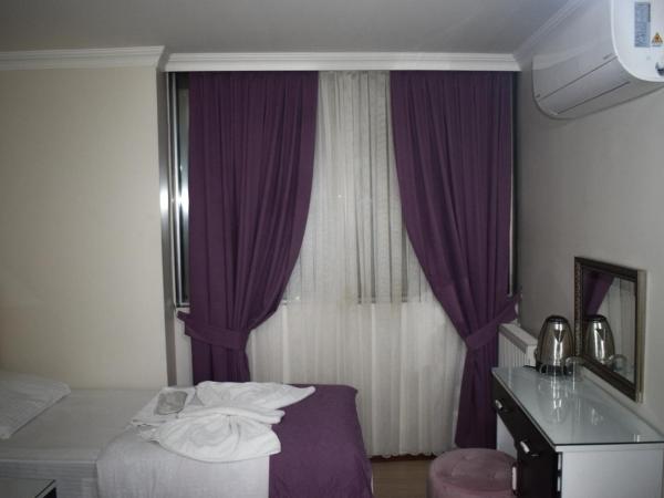 Kümbet Hotel : photo 1 de la chambre chambre double avec salle de bains privative