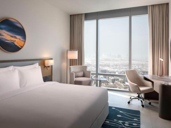 The First Collection at Jumeirah Village Circle, a Tribute Portfolio Hotel : photo 3 de la chambre chambre lit king-size classique avec accès au club de plage soluna - vue sur ville