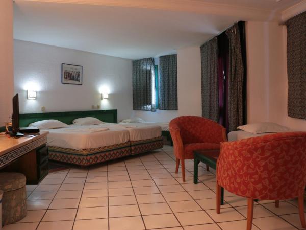 Hotel Le Khalife : photo 8 de la chambre chambre familiale - vue sur montagne