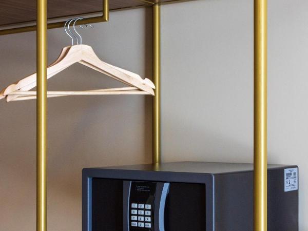 DIAGONAL HOTEL : photo 6 de la chambre chambre double standard