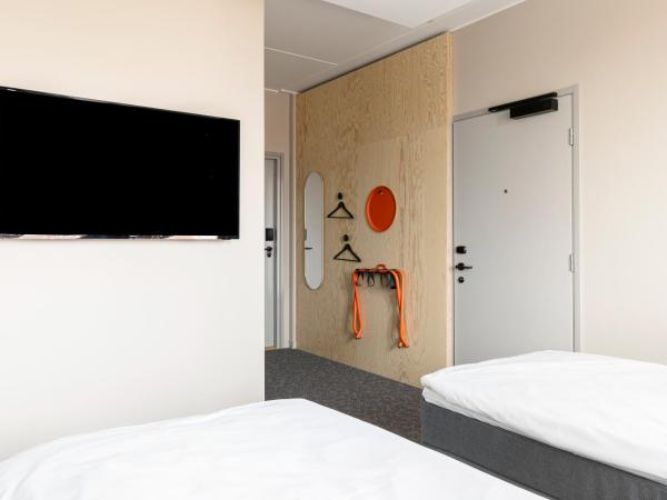Heymo 1 by Sokos Hotels : photo 3 de la chambre chambre lits jumeaux pour personnes à mobilité réduite