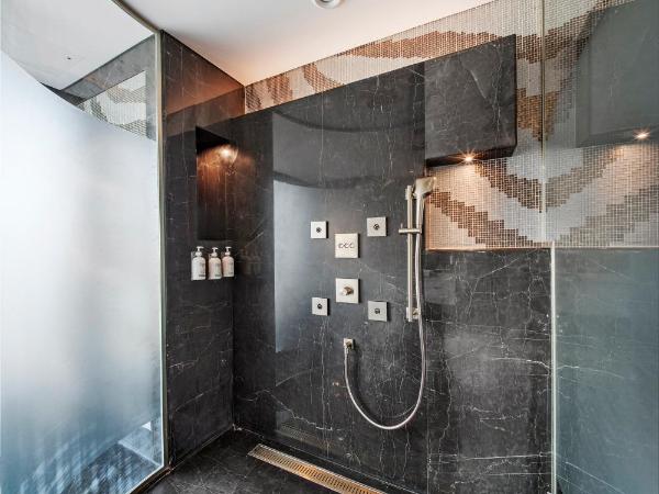 Radisson Blu Hotel & Suites GRT Chennai : photo 6 de la chambre junior suite with airport transfers and club lounge access