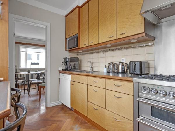 Audur Guesthouse : photo 8 de la chambre chambre lits jumeaux