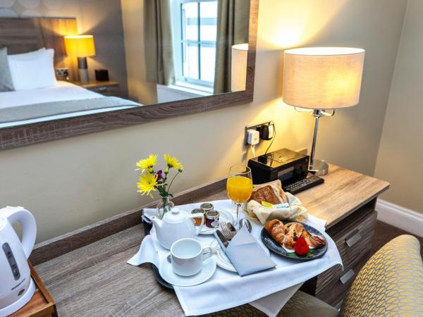 Hotel Miramar : photo 1 de la chambre chambre familiale