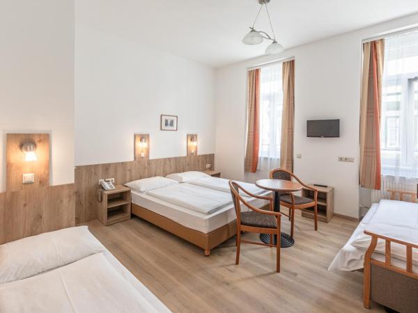 Hotel Terminus : photo 1 de la chambre chambre quadruple