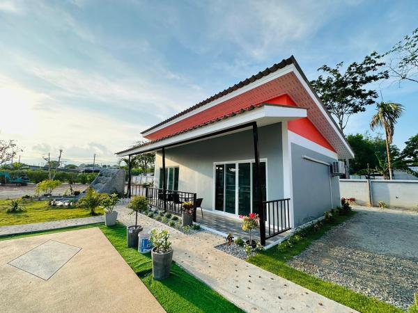 พัชรี รีสอร์ท ภูเก็ต Patcharee Resort Phuket : photo 8 de la chambre chambre familiale