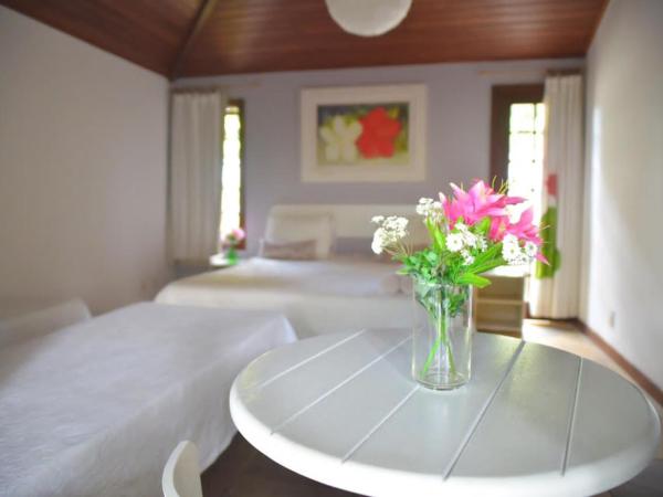 Pousada Blanca Inn : photo 3 de la chambre chambre quadruple - vue sur jardin