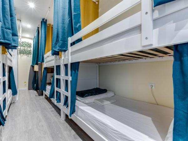 Garden in Town Hostel : photo 2 de la chambre lit dans dortoir mixte de 8 lits