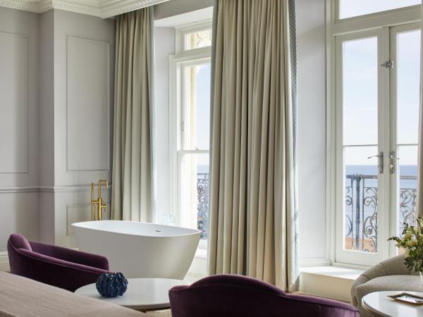 The Grand Brighton : photo 4 de la chambre feature junior suite with sea view and balcony