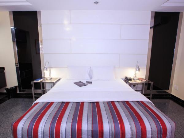 Da Vinci Hotel & Conventions : photo 6 de la chambre suite deluxe