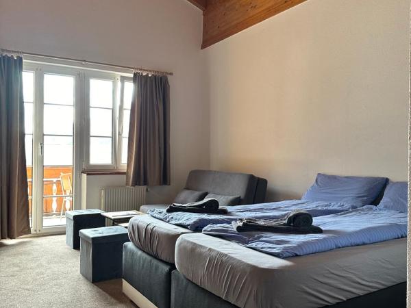 Touristenheim Bergfreude : photo 2 de la chambre chambre familiale - vue sur montagne