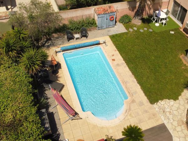 Studio Tranquillo avec piscine et salle de sport : photo 4 de la chambre chambre triple confort avec douche