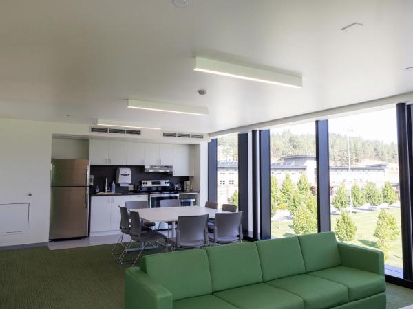 UBC Okanagan Campus : photo 5 de la chambre connecting double room with private bathroom - nechako building