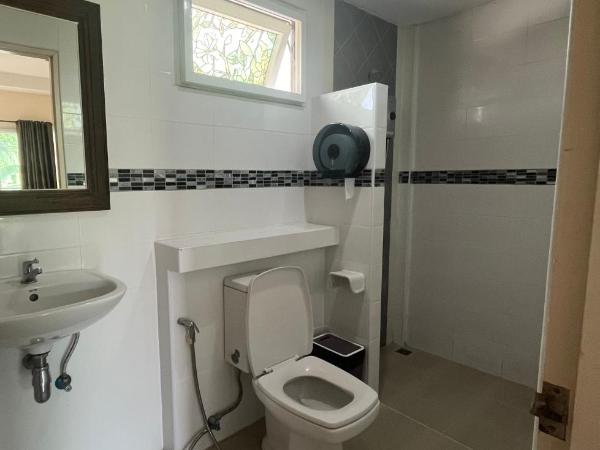 Baan Baramee House : photo 9 de la chambre chambre lits jumeaux deluxe