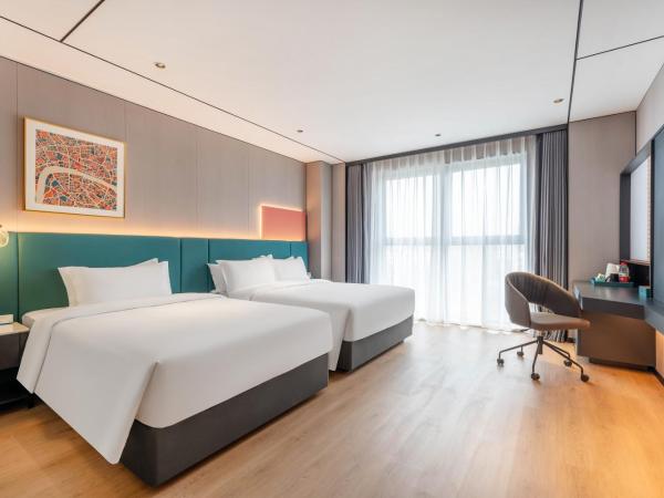 CheerMay Hotel - Beijing Conference Center : photo 8 de la chambre chambre affaires lits jumeaux