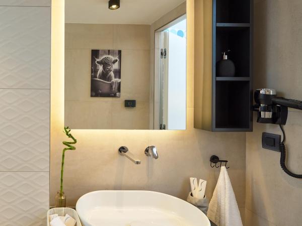 SIGMA Luxury Apartments & Suites : photo 8 de la chambre chambre double supérieure