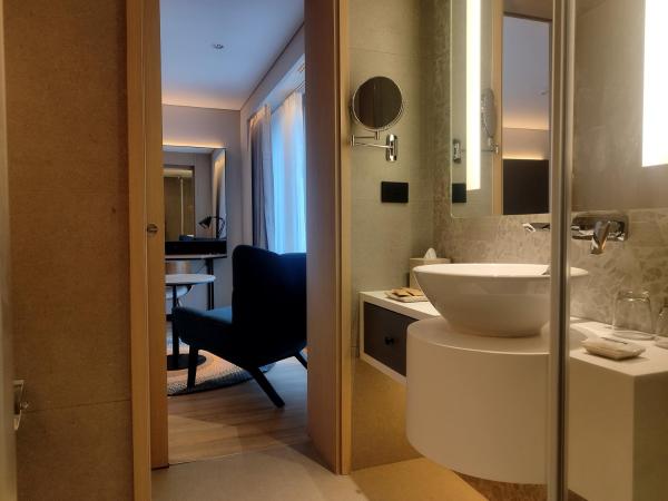 Hyatt Centric Hebbal Bengaluru : photo 3 de la chambre chambre lit king-size deluxe