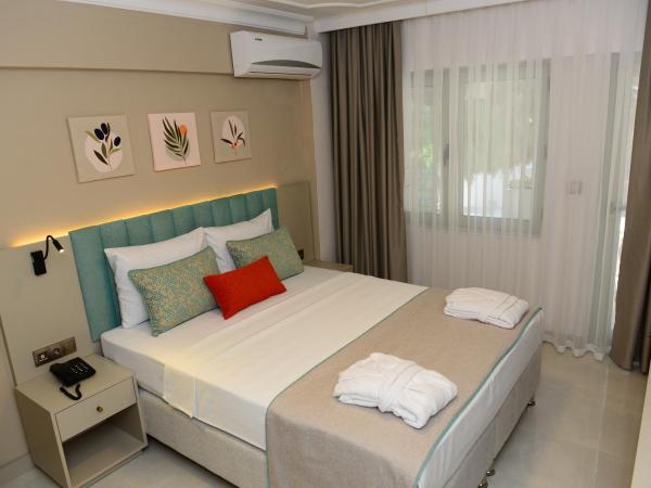 ROSE GARDEN PREMIUM : photo 6 de la chambre chambre double ou lits jumeaux standard avec balcon