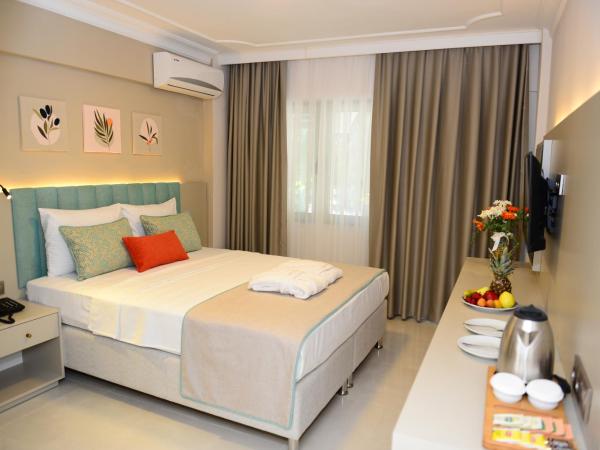 ROSE GARDEN PREMIUM : photo 8 de la chambre chambre double ou lits jumeaux standard avec balcon