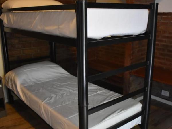 DAKAR HOSTEL : photo 5 de la chambre lit dans dortoir mixte de 4 lits