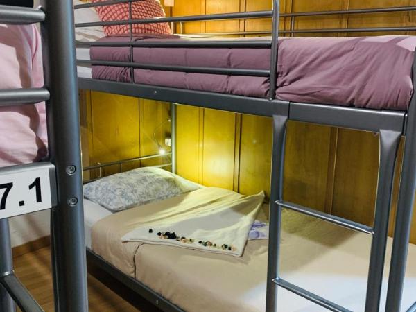 Corujinha Hostel : photo 2 de la chambre lit dans dortoir pour femmes de 6 lits