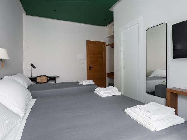 Weaver Suites By Dimorra : photo 5 de la chambre chambre triple classique