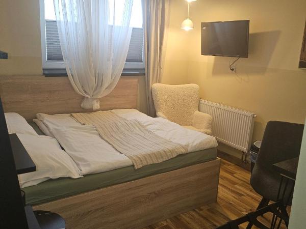 Hotel Taurus : photo 5 de la chambre chambre double