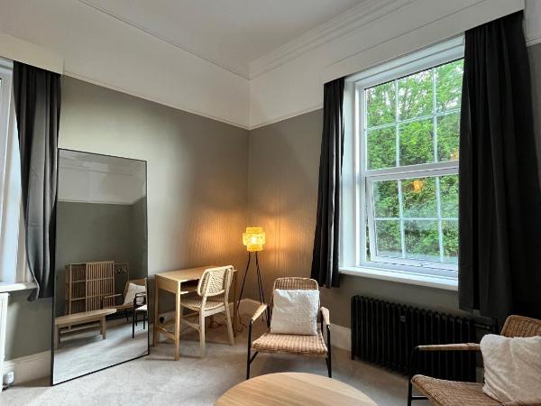 Mossley Hill Retreat : photo 9 de la chambre suite deluxe avec lit king-size