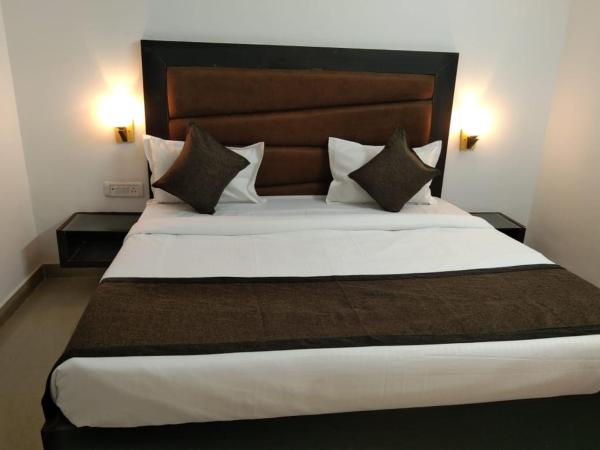 Hotel Vaibhav Palace Guest House : photo 8 de la chambre chambre deluxe