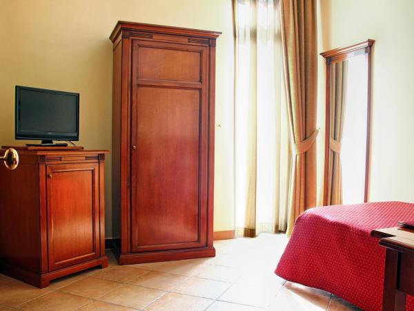 Le Cheminée Business Hotel Napoli : photo 3 de la chambre chambre simple