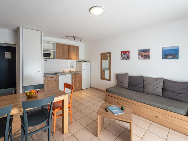 Terres de France - Le Domaine Du Golf : photo 6 de la chambre appartement avec accès pour personnes à mobilité réduite