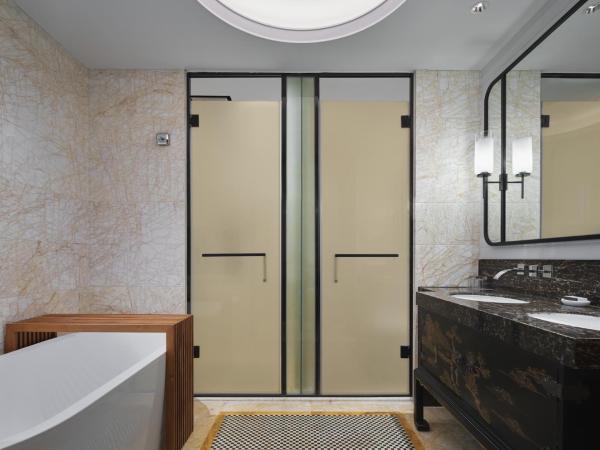 Sheraton Shanghai Pudong Riverside : photo 4 de la chambre premium king room with river view