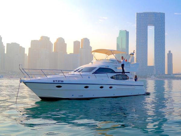 Kings and Queens Luxury Yachts : photo 1 de la chambre mobile home