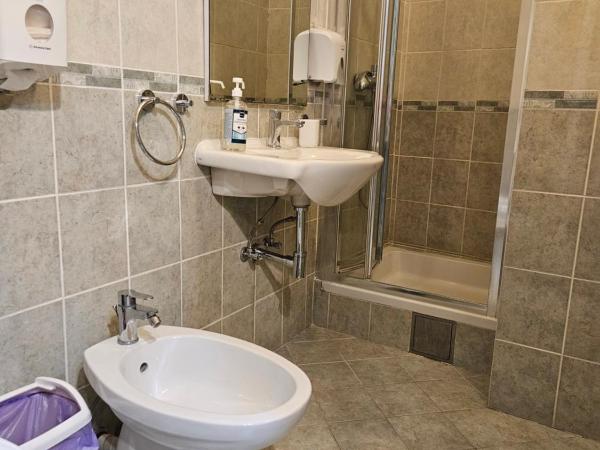 Castello Hostel : photo 5 de la chambre lit dans dortoir mixte de 6 lits