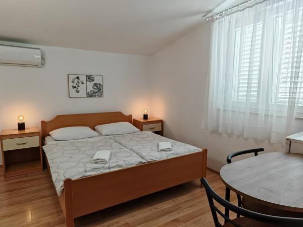 Apartments & Rooms Samohod : photo 6 de la chambre chambre double