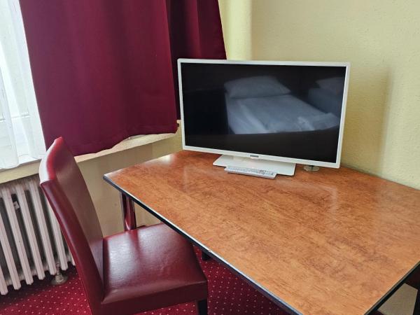 Domo Hotel Mondial : photo 3 de la chambre chambre simple