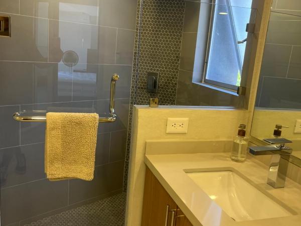 Vidalia - Modern Condos with Rooftop Terrace and Gym : photo 3 de la chambre appartement - vue sur mer