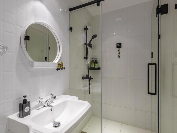 Forest Hostel Shanghai Jing'an : photo 7 de la chambre chambre triple supérieure