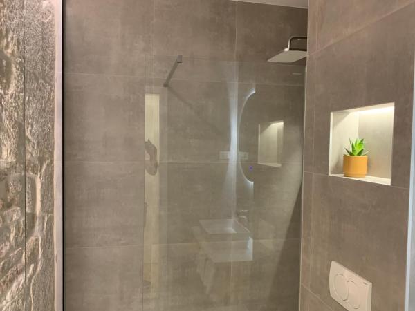 Priuli Luxury Rooms : photo 8 de la chambre chambre lit king-size deluxe - vue sur palais