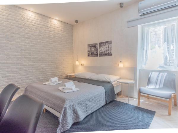 L&B Old Town Studio Apartments : photo 8 de la chambre studio 1