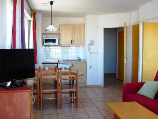 Résidence Mer & Golf Port Argelès : photo 4 de la chambre appartement 2 chambres - côté montagne