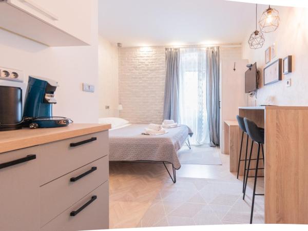 L&B Old Town Studio Apartments : photo 1 de la chambre appartement