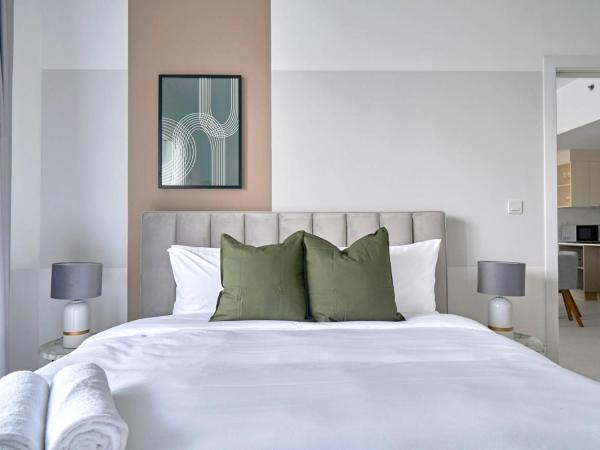 Stella Stays Lana Tower : photo 1 de la chambre appartement 1 chambre avec terrasse