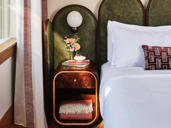 The Crawford Hotel : photo 1 de la chambre chambre lit king-size deluxe