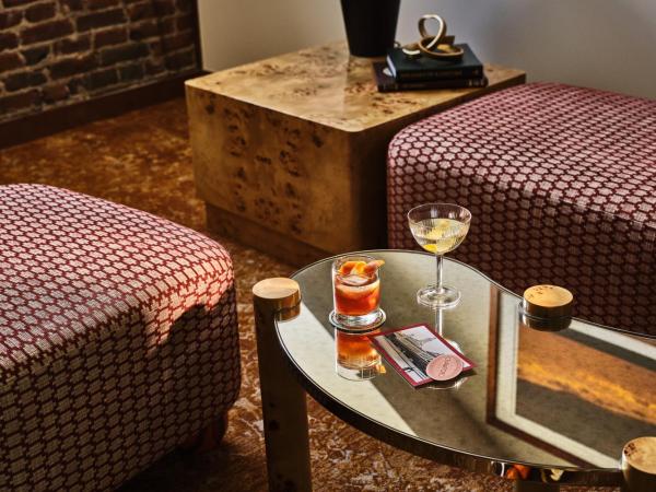 The Crawford Hotel : photo 1 de la chambre suite supérieure lit king-size