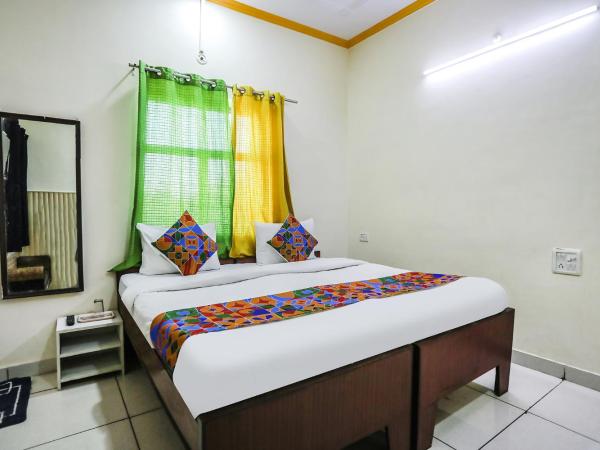 FabExpress Grand Resort : photo 3 de la chambre chambre deluxe