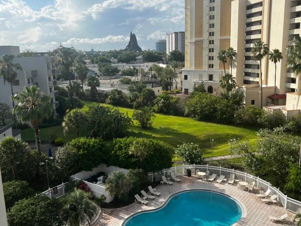 Cozy Getaway : photo 7 de la chambre apartment with view and balcony