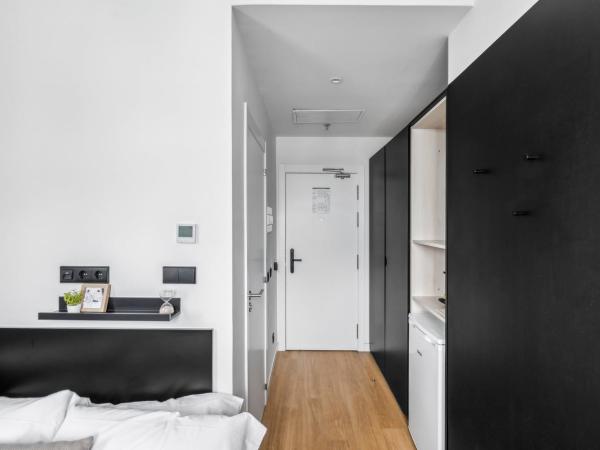 Home and CoLiving Pamplona : photo 10 de la chambre chambre simple standard