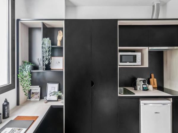 Home and CoLiving Pamplona : photo 5 de la chambre studio deluxe