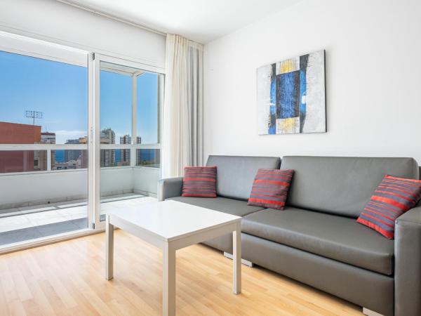 Apartamentos Les Dunes Centro Levante Beach : photo 10 de la chambre appartement 2 chambres avec terrasse